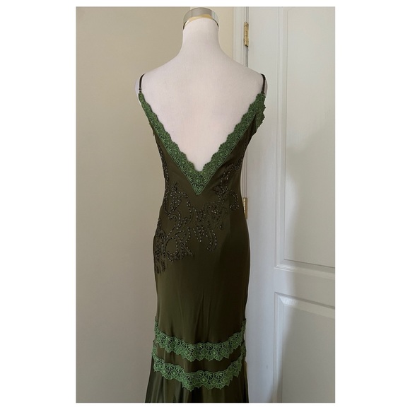 Sue Wong Elegant Olive Green Beaded Evening Gown - Picture 8 of 14